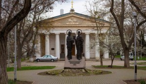 Петропавловский собор Севастополя – удивительно красивый памятник архитектуры и истории. ВИДЕО