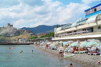 В Судаке городские власти закрыли доступ к четырем пляжам на набережной